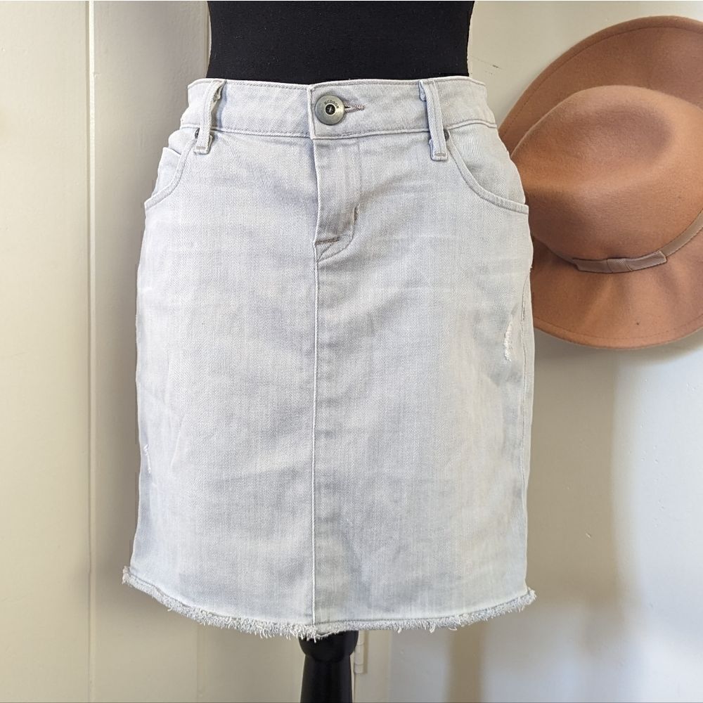 Hudson Raw Edge Hem Denim Mini Skirt  29 Coastal Cowgirl Rebel Punk Academia